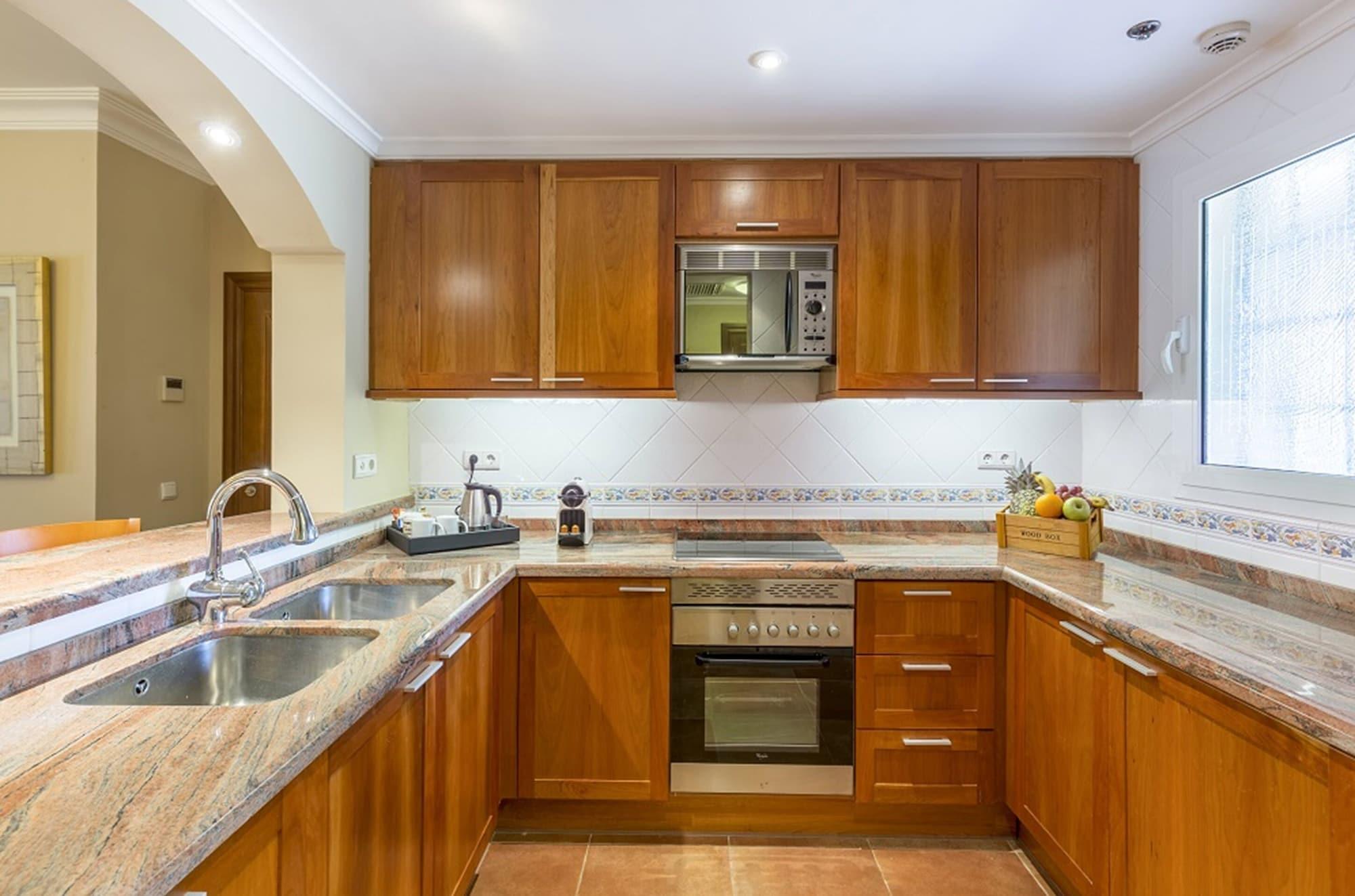 La Sella Premium Lifestyle Apartments دينايا المظهر الخارجي الصورة