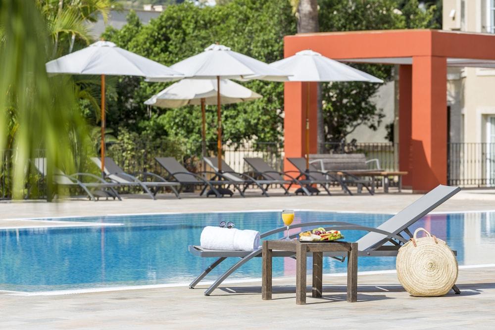 La Sella Premium Lifestyle Apartments دينايا المظهر الخارجي الصورة