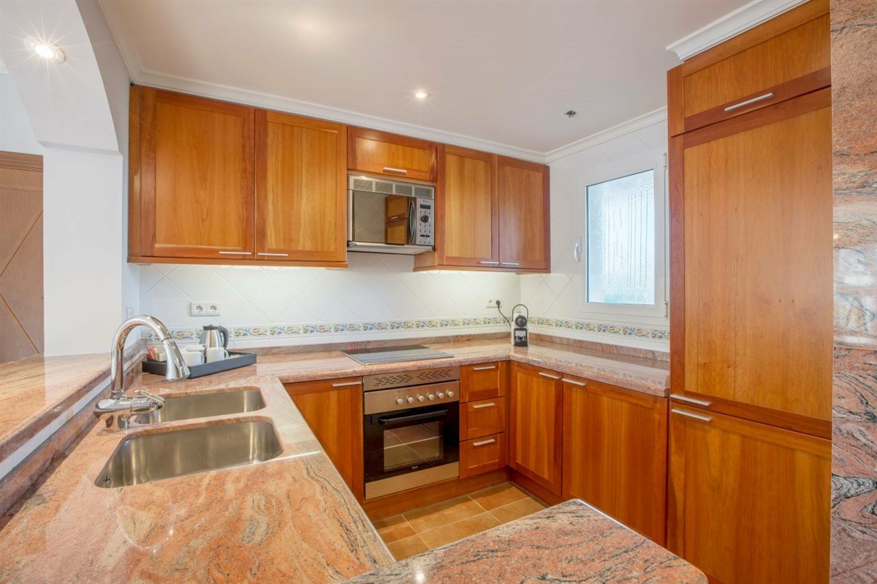 La Sella Premium Lifestyle Apartments دينايا المظهر الخارجي الصورة